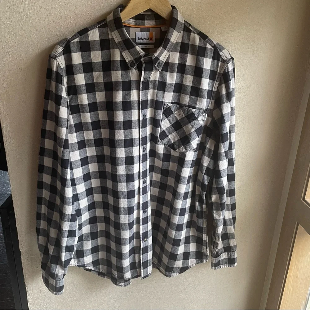Timberland Flannel/ Chambray Buffalo Check Button-down Shirt. Cream/ Black XL